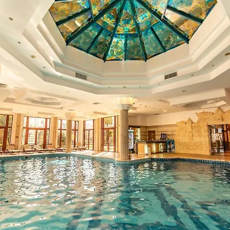 Apartments In Emerald Beach And Spa Resort Apart Otel 5*