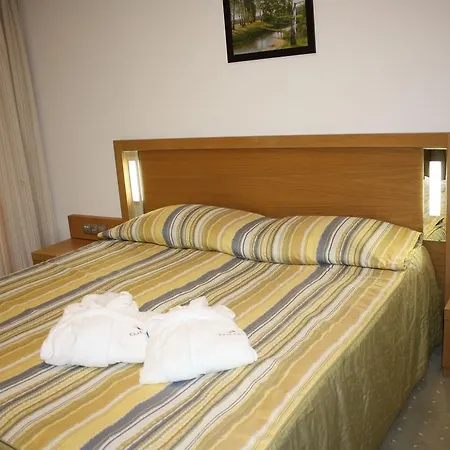 Apartments In Emerald Beach And Spa Resort Apart Otel Ravda
