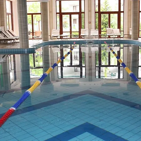 Apartments In Emerald Beach And Spa Resort 5*