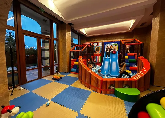 Emerald & Курортный комплекс 5*