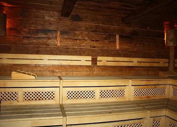 Курортный комплекс Emerald & 5*