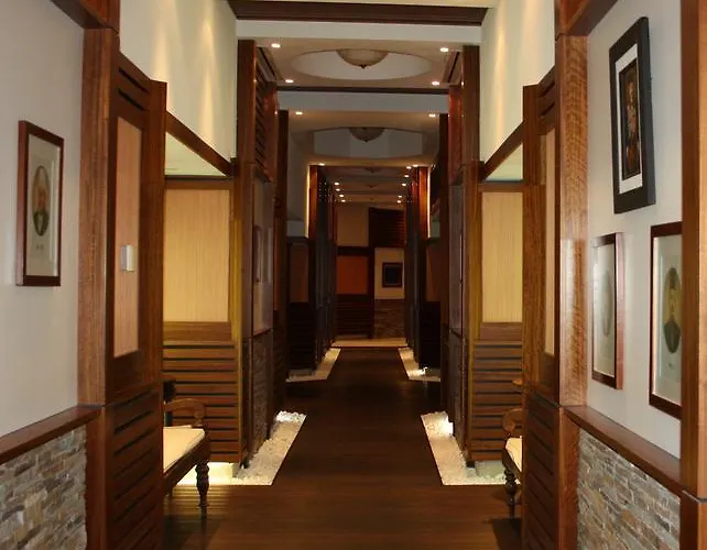 Курортный комплекс Emerald &