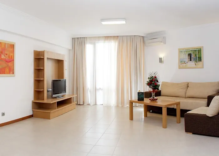 Курортный комплекс Emerald & 5*